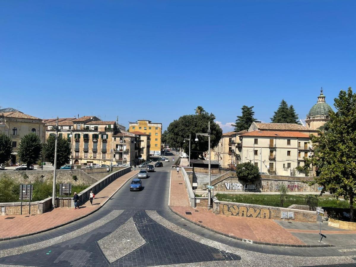 B & B Arcobaleno Cosenza Exterior foto